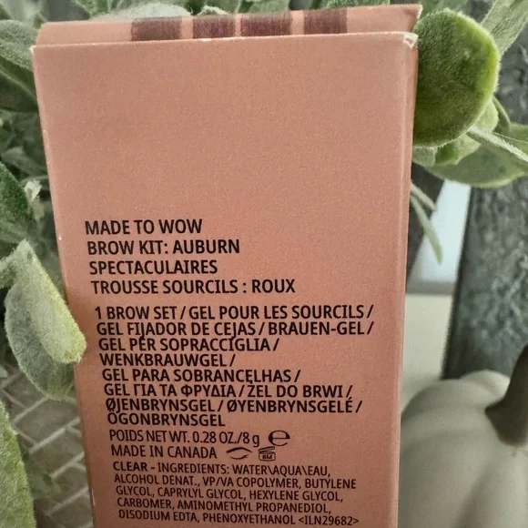 MAC Cosmetics Made to Wow Brow Gel - Auburn new in box - Picture 2 of 4